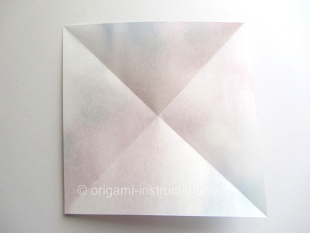 origami-traditional-lotus-step-1