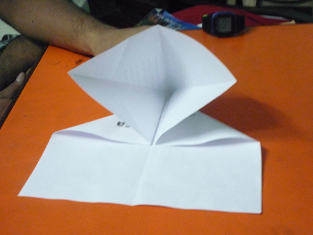 origami-airplane-with-landing-gear-step-4