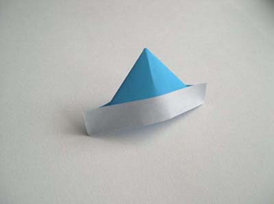 yiny origami hat