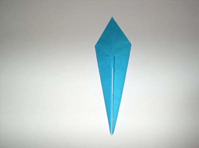 origami-crane-fold repeated on reverse side