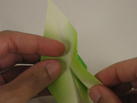 05-origami-dragonfly