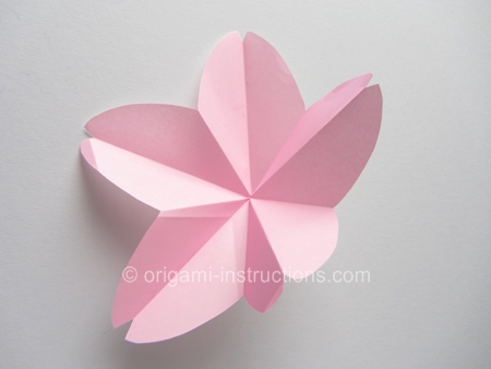 easy-origami-cherry-blossom-step-8