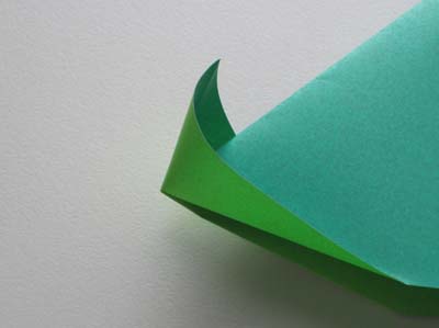 origami-outside-reverse-fold-step-4