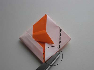 origami-goldfish-step-4