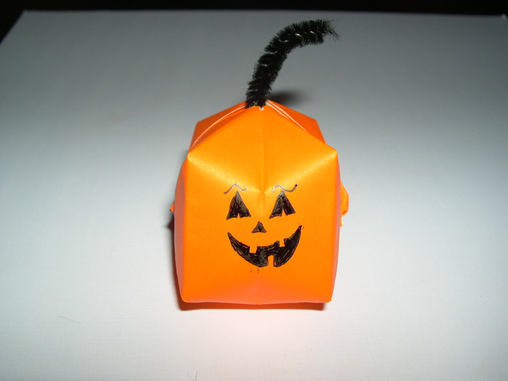 Origami Halloween Pumpkin Folding Instructions How to make a