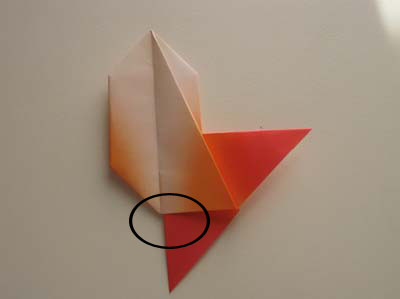 origami-inflatable-goldfish-step-11