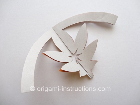 kirigami-maple-leaves-step-5