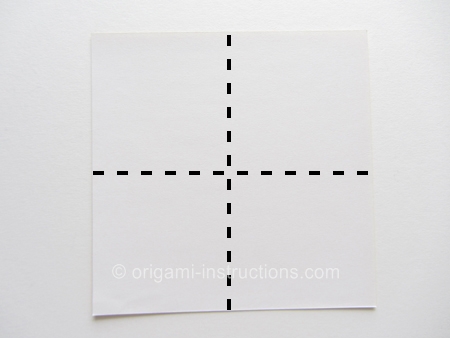 origami-modular-braided-wreath-step-1