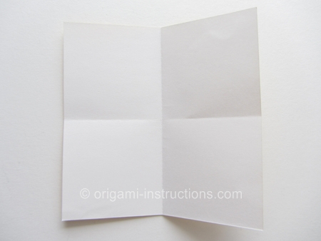 origami-modular-braided-wreath-step-1