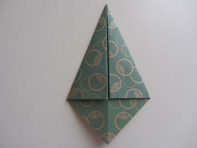 origami-party-hat-step-3