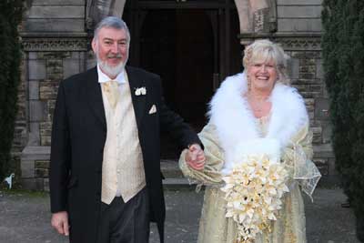 Origami Wedding Bouquet on On Their Wedding Day  Helen Carrying The Bouquet Of Origami Lilies