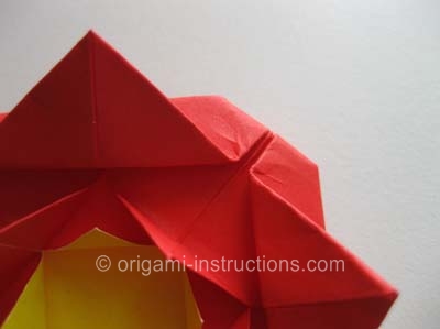 origami-rose-with-leaf-step-8
