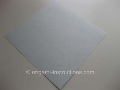 origami-traditional-tulip-leaf-step-1