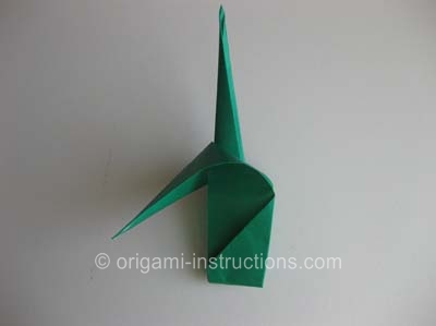origami-traditional-tulip-leaf-step-9