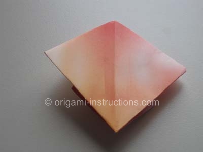 origami-traditional-tulip-step-8